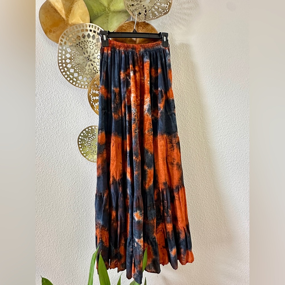 Orange and Black Handmade Tie-Dye Maxi Skirt – Free Size (90–100 cm) ✨